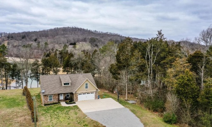 Maynardville House | Norris Lake Escape