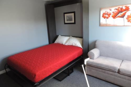 Twillingate Hotel | North 99 Motel