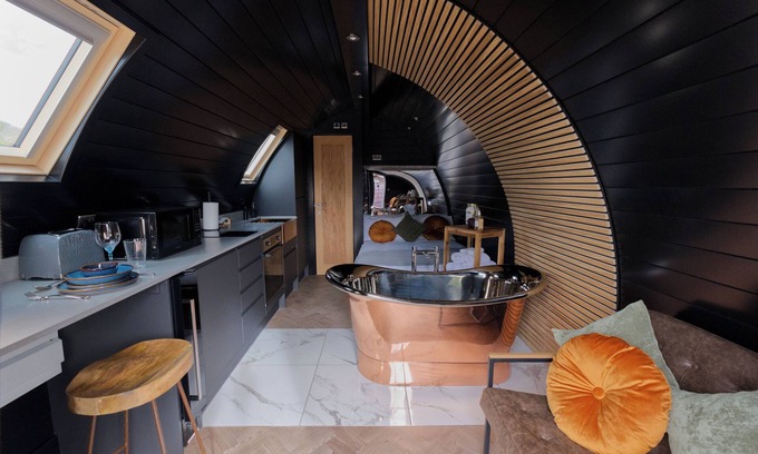 Achmelvich Cabin | North Coast 500 Pods