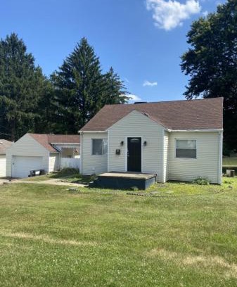 Zanesville House | North End Central Location
