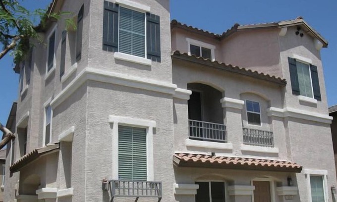 Tramonto House | North Phoenix Condo – Sunset Views + Community Heated Pool