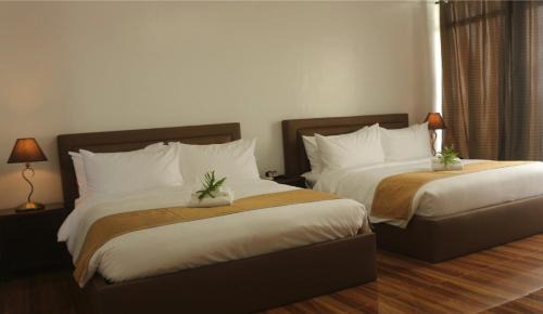 Victoria Hotel | North Victoria Sports and Leisure Inn