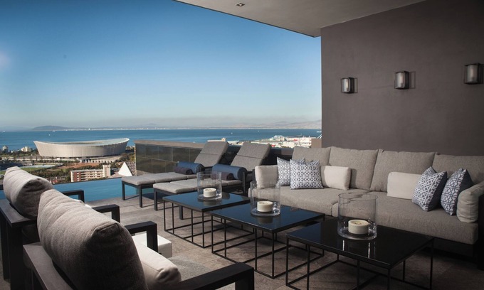 Green Point Villa | North Villa - "Where Every Day Feels Like a Breath of Fresh Air."