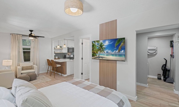 Lincolnville Apartment | Northeast Florida Retreat