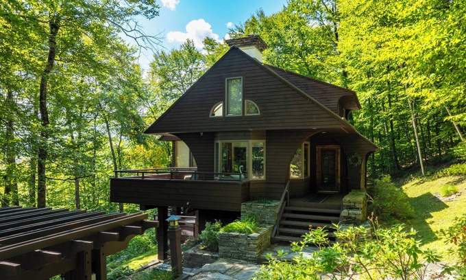 Plymouth House | Northern Comfort @ Osprey Place - Plymouth, VT