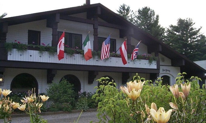 Stowe Area Hotel | Northern Lights Lodge