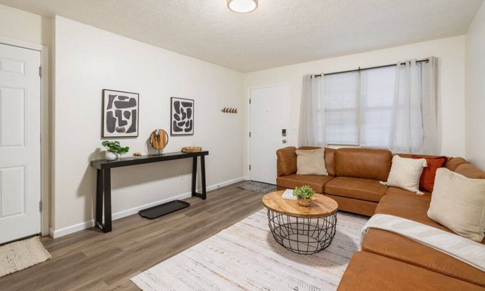 Northern Woods House | Northern Valley - Charming and Cozy, 2BR, 1 BA