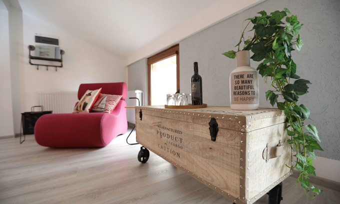 Brasov Apartment | Northstar - Old Town Modern, Spacious