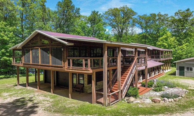 Birchwood Cabin | Northwoods paradise! Peace & tranquility. 6 bed lodge on quiet lake near trails