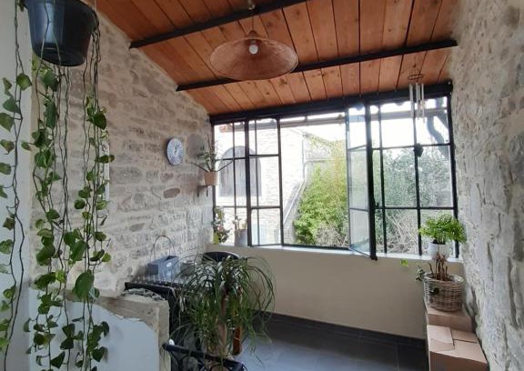 Barjac Apartment | Nos jours heureux