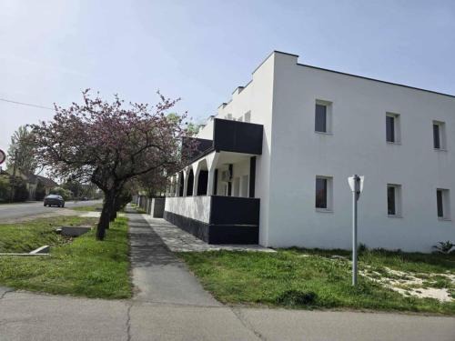 Gyomaendrod Apartment | Nosztalgia Apartman
