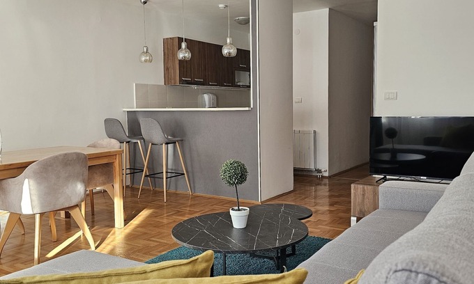 Novi Beograd Condo | Novel Inn