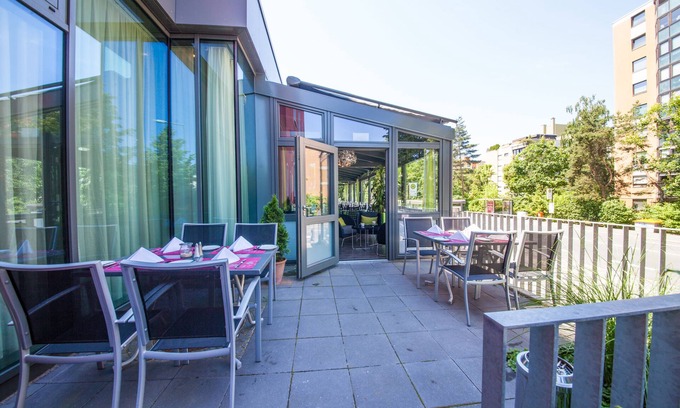 Weststadt Hotel | NOVINA HOTEL Tillypark