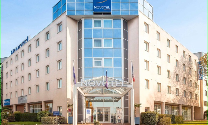 Ile de Nantes Palais des Congres Hotel | Novotel Centre Nantes Bord de Loire