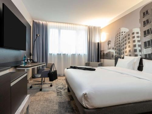 Lichtenbroich Hotel | Novotel Duesseldorf Airport
