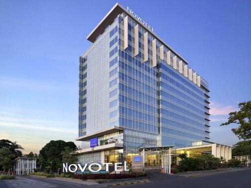 Makassar Hotel | Novotel Makassar Grand Shayla