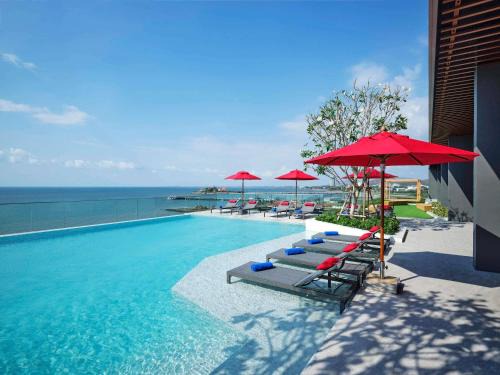 Tha Thaewawong Hotel | Novotel Marina Sriracha