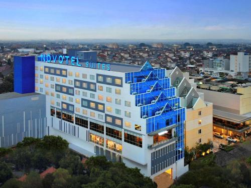 Malioboro Hotel | Novotel Suites Yogyakarta Malioboro