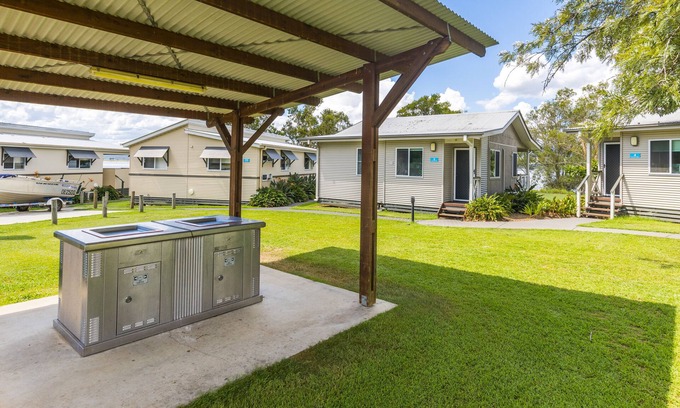 Hazeldean RV Rental | NRMA Lake Somerset Holiday Park