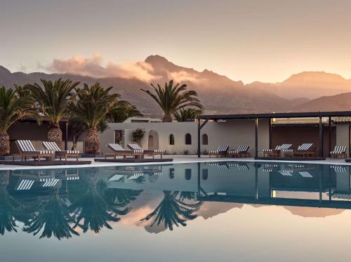 Ierapetra Resort | Numo Ierapetra Beach Resort Crete, Adults only, Curio Collection Hilton