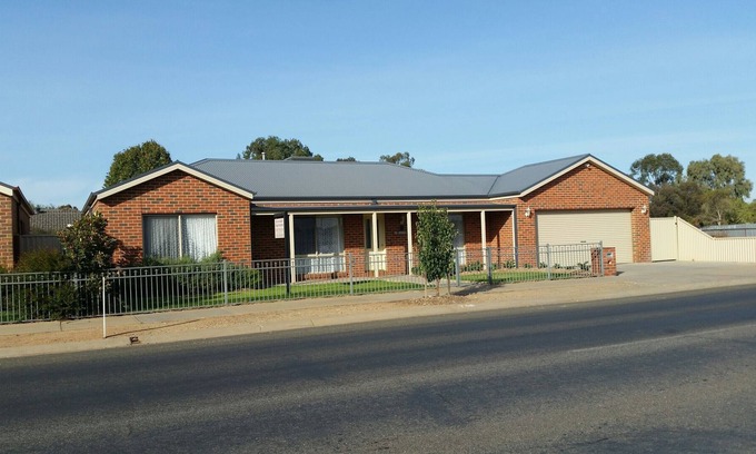 Numurkah Apartment | Numurkah Self Contained Apartments - The Saxton