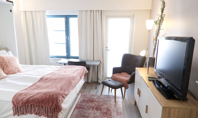 Vihti House | Nuuksion kansallispuistossa Boutique hotel