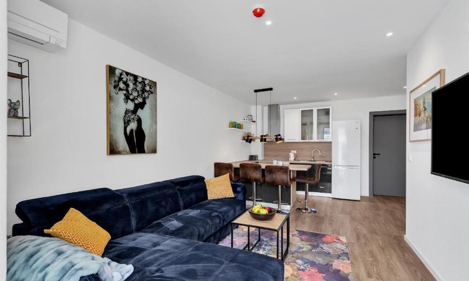 Dugis Apartment | Nydelig ny, betjent leilighet i Makarska