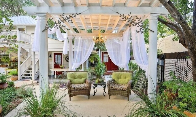 Midtown Bed & Breakfast | O'Casey's Boutique Inn
