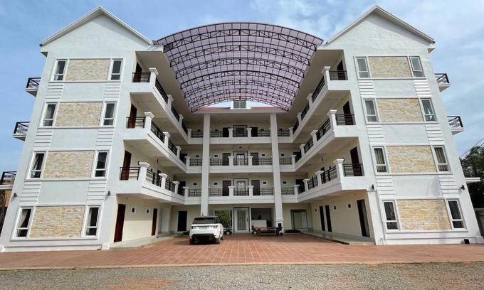 Mittakpheap Hotel | O Mary River Resort