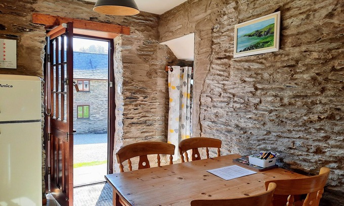 Tremain Cottage | Oak Cottage - Two bedroom cottage - Cardigan Bay, West coast of Wales