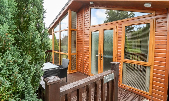 Blaisdon Cottage | OAK LODGE, family friendly, luxury holiday cottage in Glasshouse