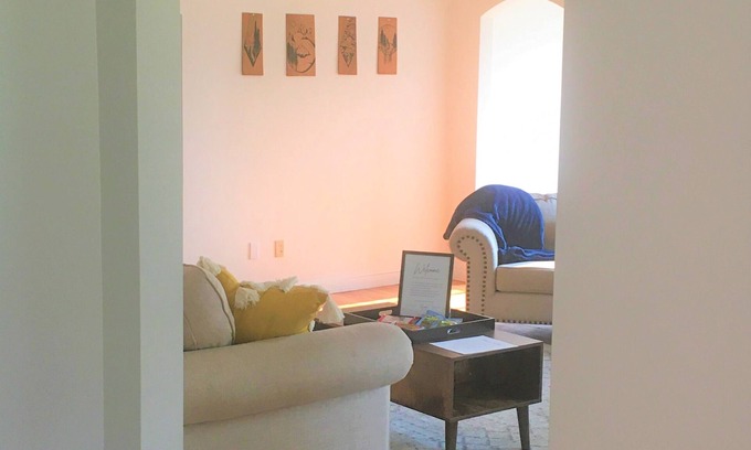 Omak House | Oak Street Farm House