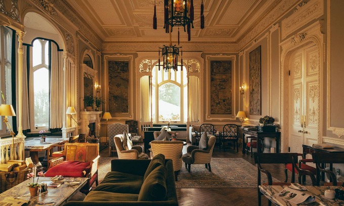 Fifield Hotel | Oakley Court