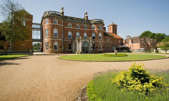 Oakley Hotel | Oakley Hall Hotel