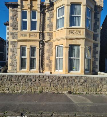 Weston-super-Mare House | Oakover Guest House