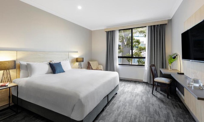 North Ryde Apartment | Oaks Sydney North Ryde Suites