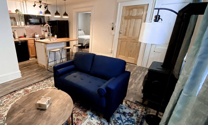 Old North End Apartment | Oasis near Church Street