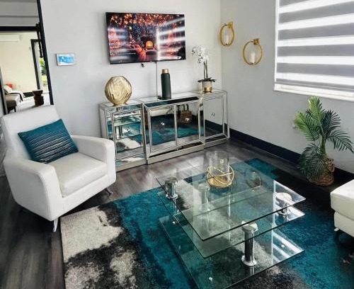 West Little River Apartment | Oasis near Miami International