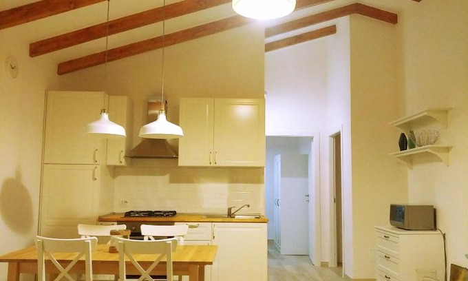 Pescia Romana Villa | Oca Bianca