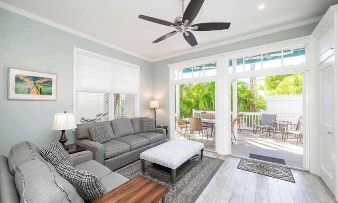 Bahama Village House | OCEAN BREEZE BUNGALOW-Stunning 2 Bedroom/2.5 Bathroom in Truman Annex