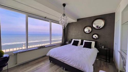 Zandvoort Apartment | Ocean BreezeApartment: WakeUp 2 Sound of the Waves