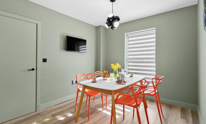 Plymouth House | Ocean City Retreats - Coach House