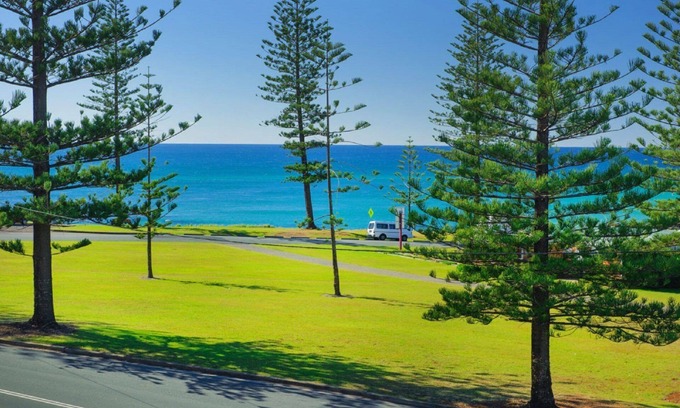 Port Macquarie Apartment | Ocean Court 8 - Town Beach Holiday Convenience