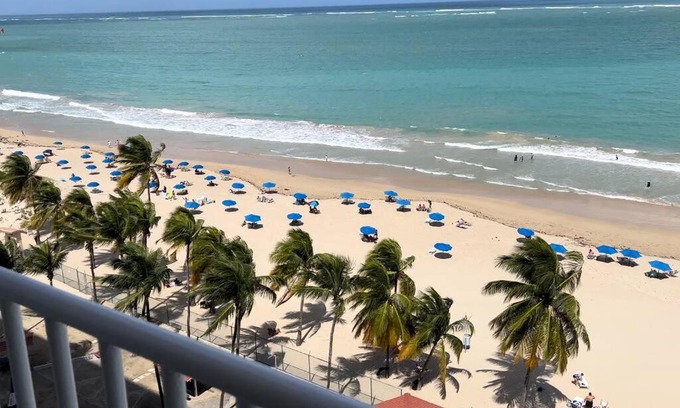Isla Verde Apartment | Ocean Front Condo in Isla Verde!