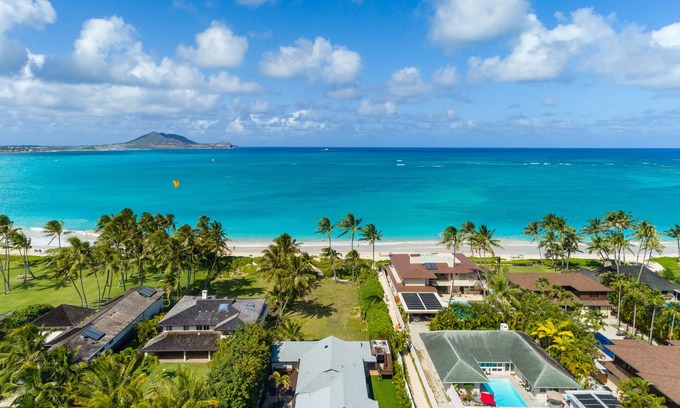 Kailua House | Ocean Front - Kailua Bay! Best Location!