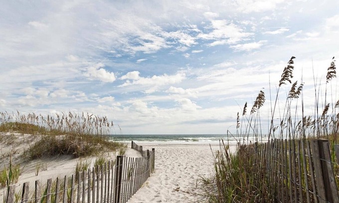 Shell Island Condo | Ocean front condo l