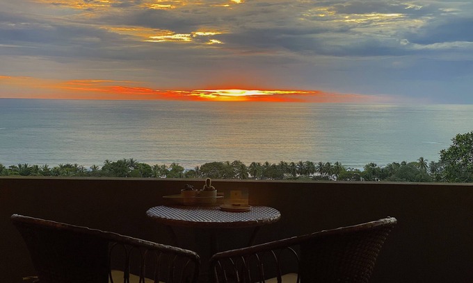 Dominicalito House | Ocean Pearl Luxury Retreat where ocean meets nature in perfect harmony