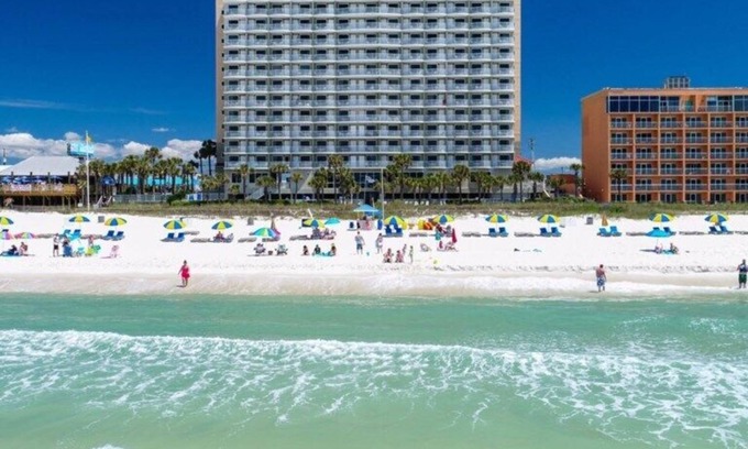 Panama City Beach Hotel | Ocean Towers Beach Club - 2 Bedroom