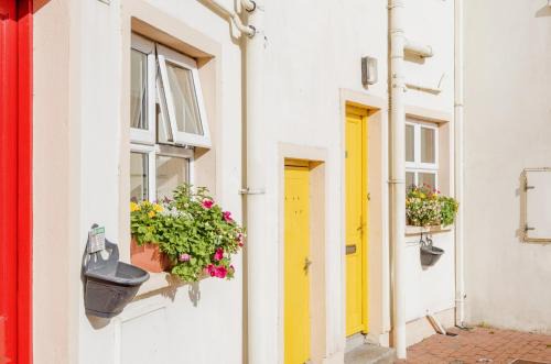Bundoran House | Ocean View - 2 Bedroom Townhouse