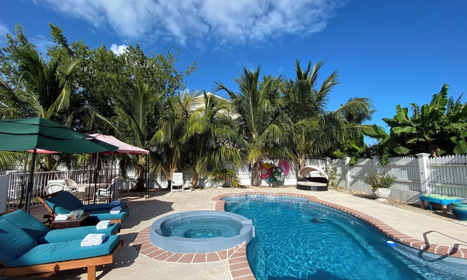 Cudjoe Key House | Ocean View 4/2 Estate with Private Pool 15 minutes from Key West